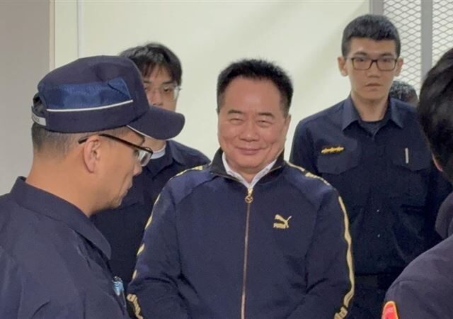 台灣新聞通訊社-打臉啪啪啪！曾唱衰「此生見不到台積破千」　蔡正元甩鍋給上帝