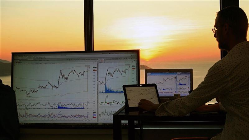 台灣新聞通訊社-外資／上週狂砍1601億！市值蒸發8731億　卻偷買這檔逾22萬張