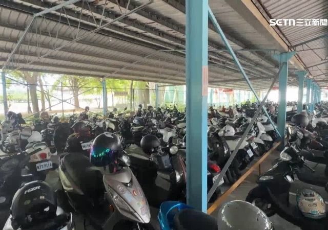 台灣新聞通訊社-付費停車還被鎖車！大學生車損慘噴3萬　校方回應了