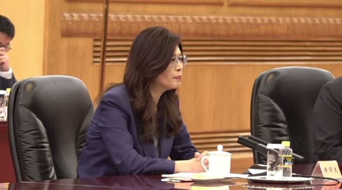 台灣新聞通訊社-曝習近平關心連戰、馬英九「主席」!鄭麗文笑:我還說我雲南少數民族