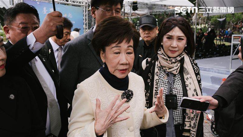 台灣新聞通訊社-呂秀蓮致電韓國瑜盼親訪 為「這件事」提三大緊急呼籲