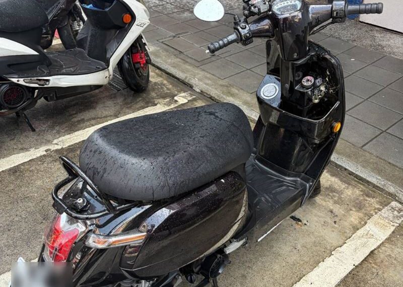 台灣新聞通訊社-快訊／土城機車停路旁停車格突竄火　火勢撲滅幸車頭受損未釀災