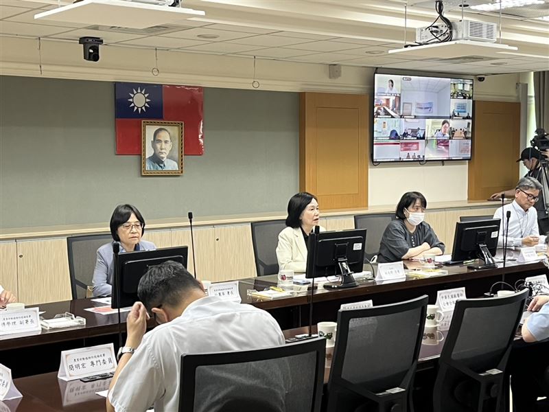 台灣新聞通訊社-3/4投票通過！寵物用藥新制暫緩上路 改「公告制+雙軌購藥」2大QA一次看