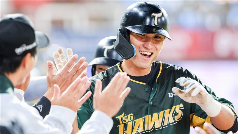 台灣新聞通訊社-中職／睽違568天首轟就是生涯第400安　陳文杰差二壘安打締造完全打擊