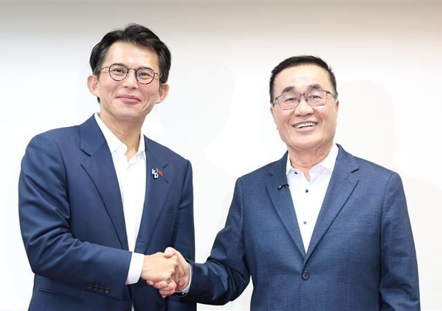 台灣新聞通訊社-最新打臉民調大曝光！黃國昌落敗遭猛酸怯戰神 這項驚人數據藏巨大危機