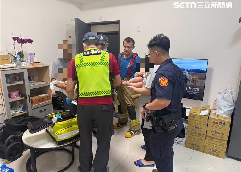 台灣新聞通訊社-被1歲龍鳳胎反鎖陽台　屏東媽「直擊孩破玻璃割腳」崩潰扯嗓：救命啊！