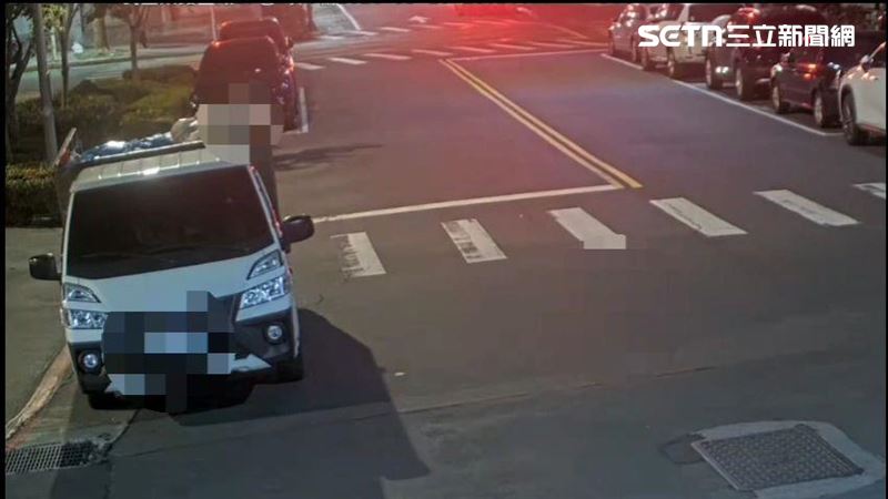 台灣新聞通訊社-雇主衰遭送辦！移工清出114枚子彈　回收業者竟棄置人行道