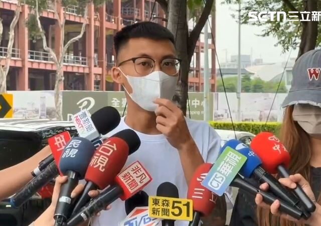 台灣新聞通訊社-警持搜索票闖門！台中16.5萬網紅怒轟「抓錯人」硬控7hrs…警方回應了
