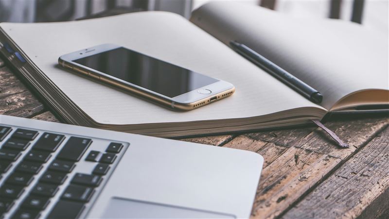 台灣新聞通訊社-無懼大減薪！年薪415萬工程師爽當全職電焊工 她絕不後悔喊超安心