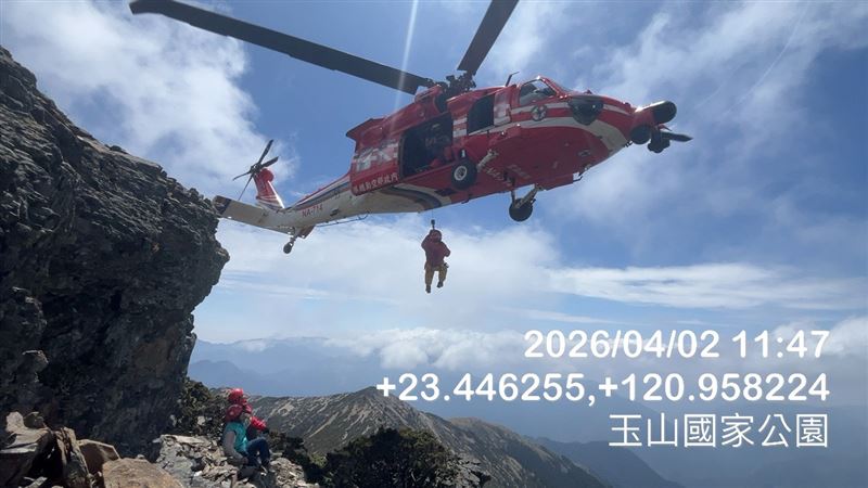 台灣新聞通訊社-玉山國家公園山難！夫獨攀鹿山一去不回　妻留守山屋等嘸人崩潰