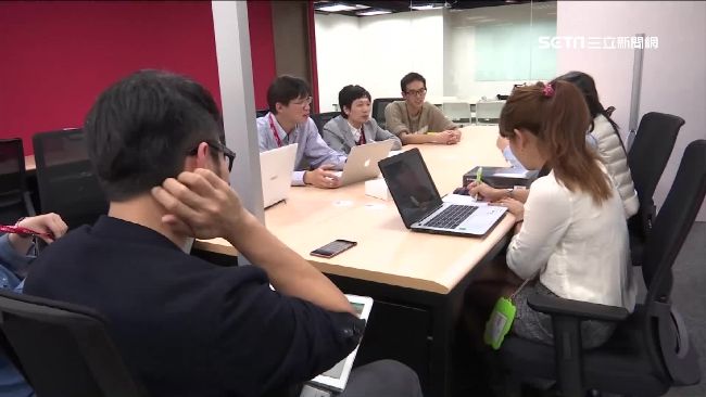 台灣新聞通訊社-開會1個半小時！00後菜鳥「1句話」整頓職場　主管員工全愣住