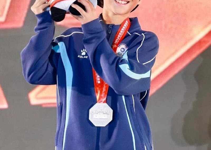台灣新聞通訊社-台灣史上第1人！11歲「滑板新星」葉子陽亞錦賽鍍銀