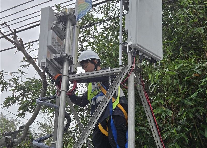 台灣新聞通訊社-瘋媽祖龐大移動式人潮、考驗網路韌性！電信業祭AI技術預測熱點