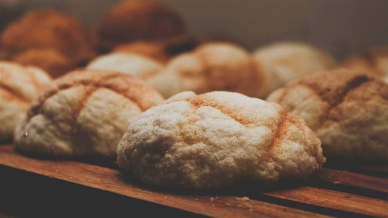 台灣新聞通訊社-連鎖超商菠蘿麵包「飄大便味!」緊急回收問題產品 竟是加「這物」害的