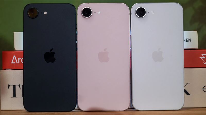 台灣新聞通訊社-連假無痛換機！大人的玩具有折扣：iPhone 17、iPad Air直降千元