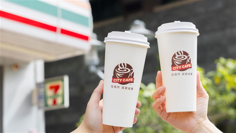 台灣新聞通訊社-4大超商連假「咖啡買7送7、霜淇淋買2送2、餅乾1折」　優惠一次看