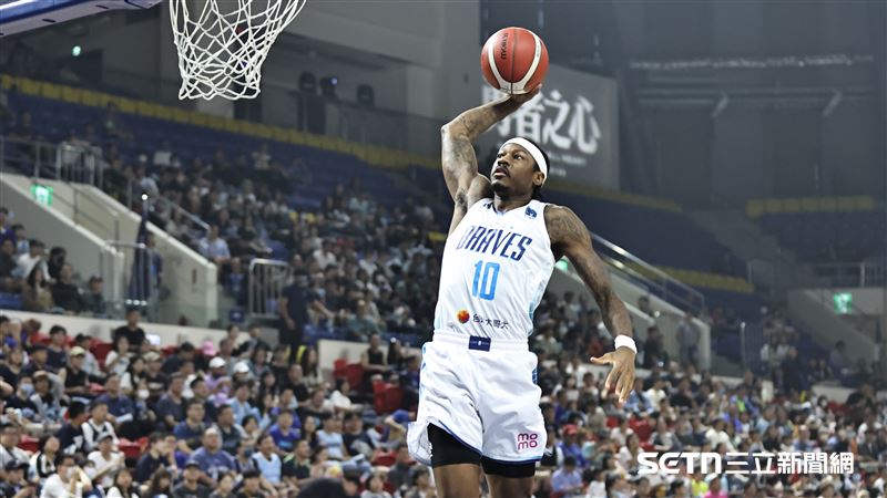 台灣新聞通訊社-東超／年度獎項出爐　得分王古德溫落榜質疑：這不奇怪嗎？