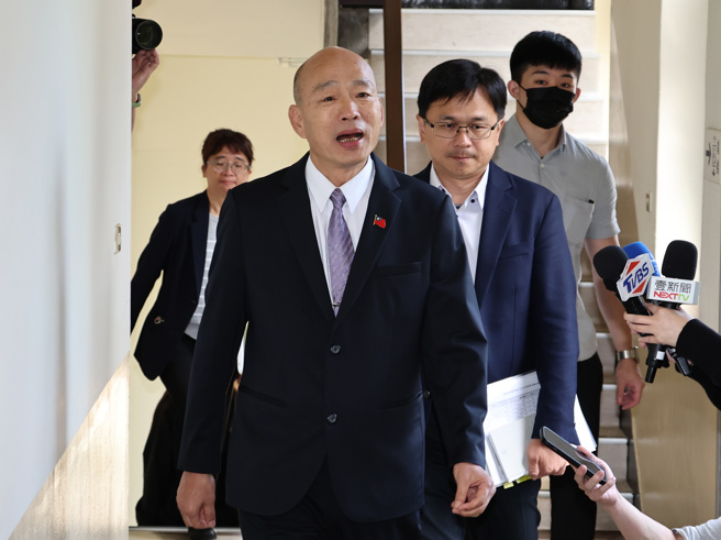 台灣新聞通訊社-賴瑞隆民調暫領先 郭正亮翻韓國瑜當年參選驚人差距