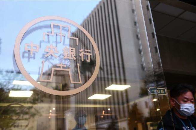 台灣新聞通訊社-4月外匯存底回升 重返6千億美元大關 央行曝3大因素