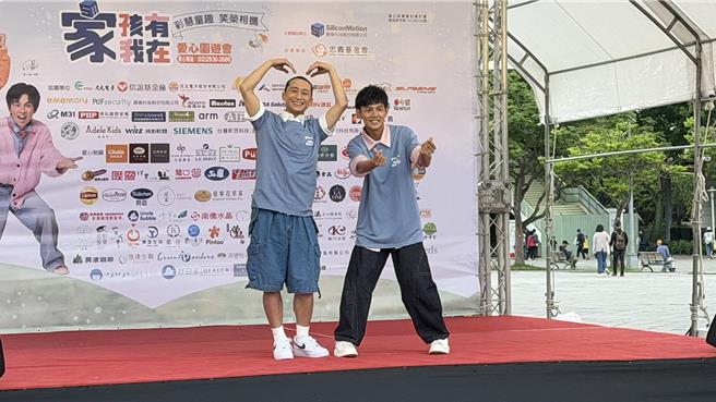 台灣新聞通訊社-阿翔媽患「腦膜瘤」身體近況曝 浩子母親節寵愛老婆