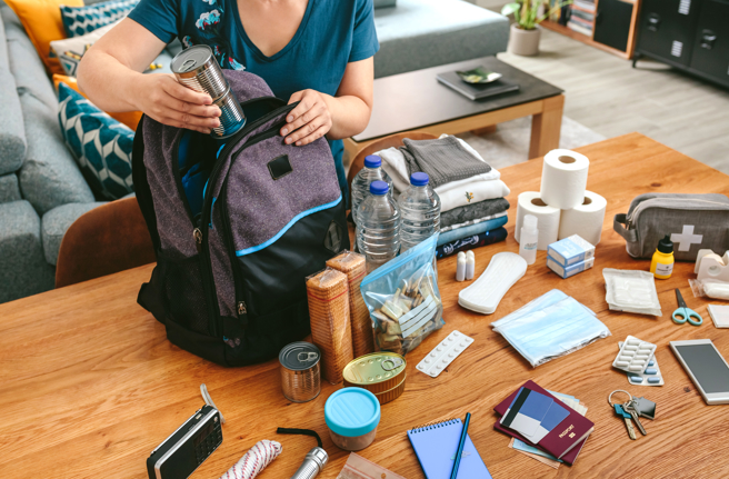 台灣新聞通訊社-女性必備的防災避難極簡清單！前日本海巡人員親授「 僅重92克」