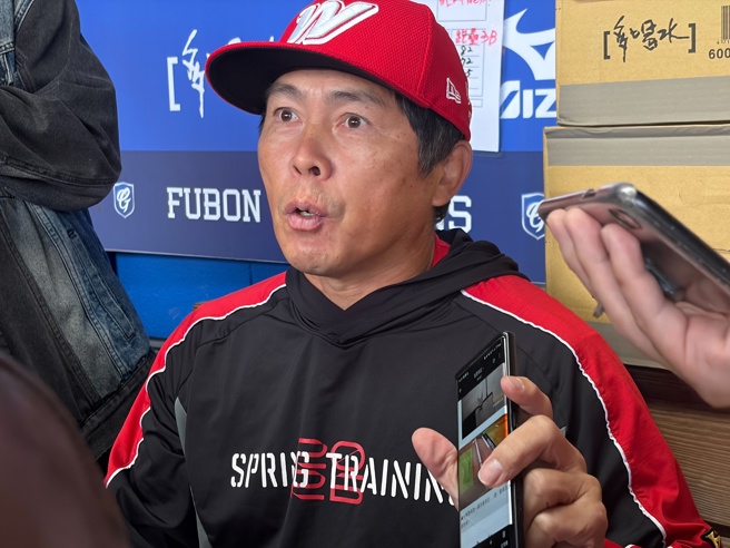 台灣新聞通訊社-中職》3呎線規則違反人性 葉君璋對比MLB:昨天就合理