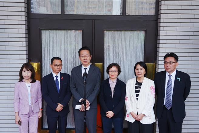 台灣新聞通訊社-民眾黨8000億新版本 王安祥：基於支持對美軍購做調整