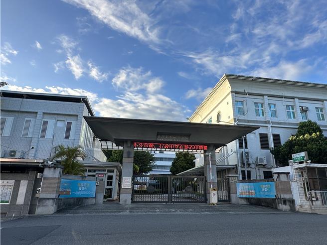 台灣新聞通訊社-台東某機構住民不滿電梯修不好 髒話怒罵社工代價出爐