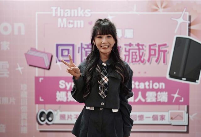 台灣新聞通訊社-「電玩女神」不怕私密照外流 霸氣3字嗆聲
