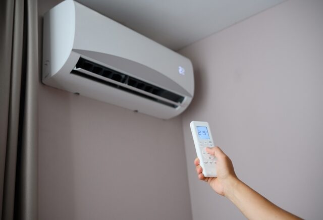 台灣新聞通訊社-冷氣除濕模式變「吃電陷阱」 帳單3千飆破萬元 能源署示警