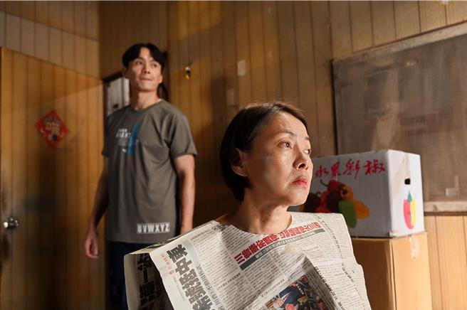 台灣新聞通訊社-澎恰恰藏了兩年的台語歌曝光　黃鐙輝合作柯淑勤終於圓夢