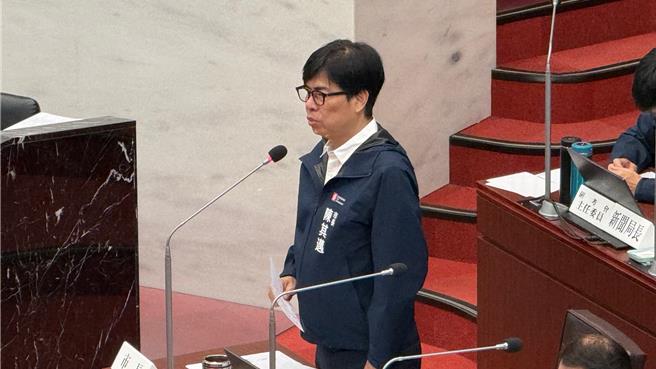 台灣新聞通訊社-軍購預算砍4700億 陳其邁轟「不透明」:削弱國家自我防衛能力