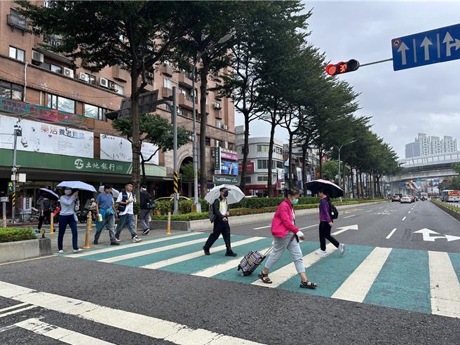 台灣新聞通訊社-新北打造行人友善區 47處街廓完成改善