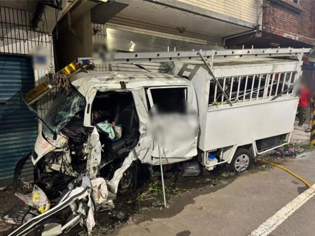 台灣新聞通訊社-高雄委外捕犬車酒駕肇事 動保處震怒：解雇駕駛並追責