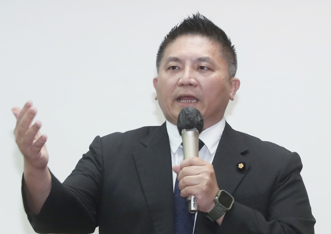 台灣新聞通訊社-徐錫祥代理檢察總長掀爭議 吳宗憲拋3事轟走向黨國時代