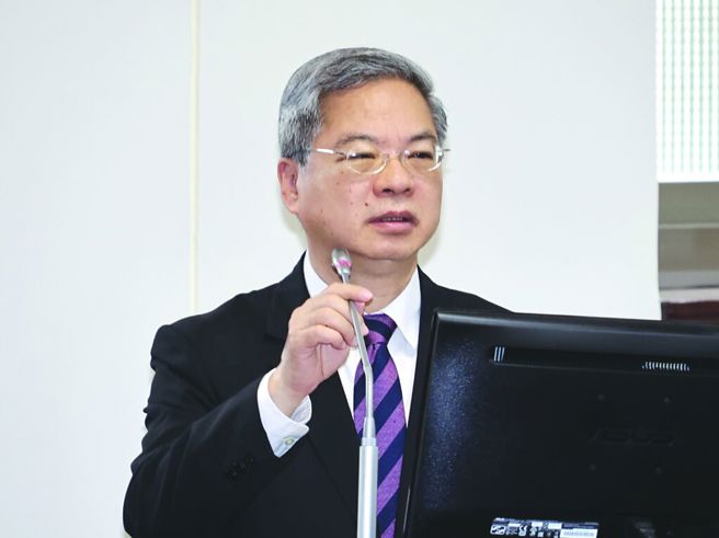 台灣新聞通訊社-台灣油氣穩不穩？能源庫存曝光 經長龔明鑫掛保證