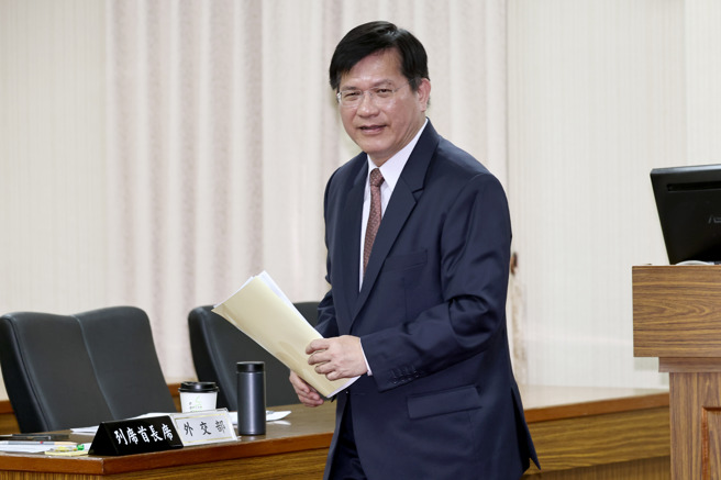 台灣新聞通訊社-鄭麗文拋「和平繁榮之鏈」 林佳龍:和平須建立在防衛力量上