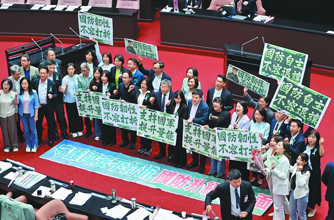 台灣新聞通訊社-藍白砍4700億軍購預算 綠委嗆江啟臣扼殺台中產業轉型機會