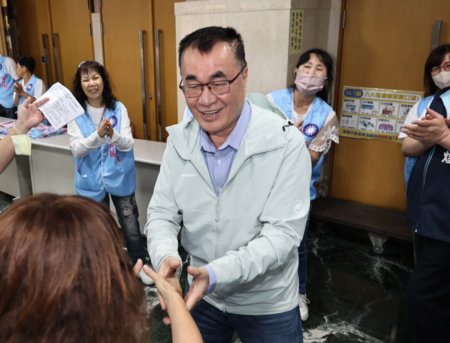 台灣新聞通訊社-競選團隊搞派系?李四川:很多好朋友幫忙 就會有磨合期