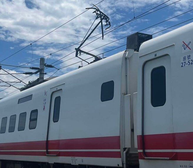 台灣新聞通訊社-台鐵電力故障！緊急「公路接駁」 東部對號車開放站票