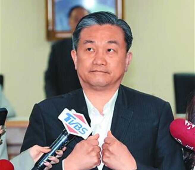 台灣新聞通訊社-賴清德回程航線偏南？王定宇：地球是圓的 其實都是直的