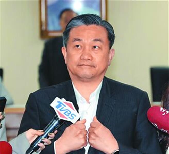 台灣新聞通訊社-賴清德回程航線偏南？王定宇：地球是圓的 其實都是直的