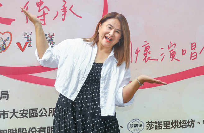 台灣新聞通訊社-裘海正揭近況「怎麼淪落在教會唱歌？」她發聲曝原因