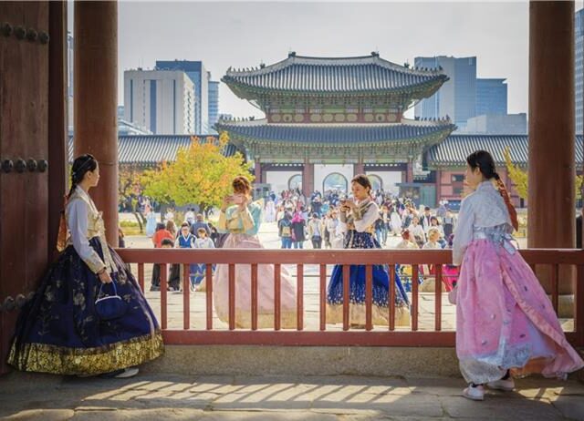 台灣新聞通訊社-加長版五一假期高鐵票秒殺 燃油費飆漲 韓國成出境遊最大贏家