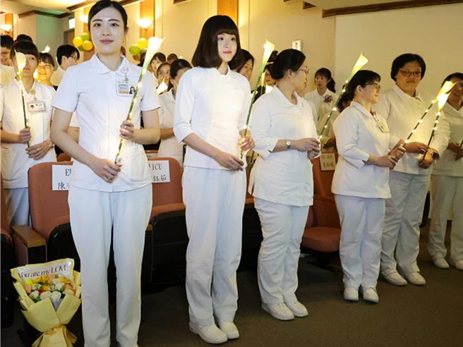 台灣新聞通訊社-彰化醫院搶新進護理師 純白班保障年薪70萬元