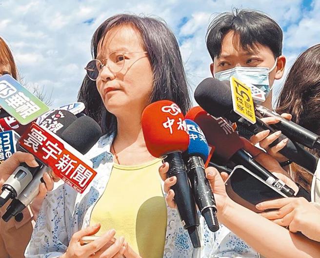台灣新聞通訊社-區桂芝主張「零軍購」引爆爭議 北一女回應了