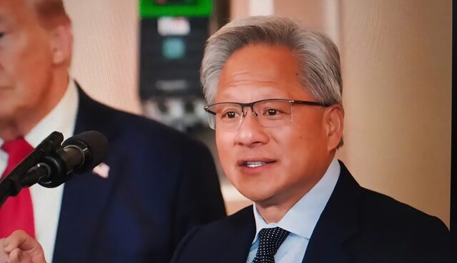 台灣新聞通訊社-為何川普不帶黃仁勳訪陸？專家解析原因不單純 美國盤算曝光