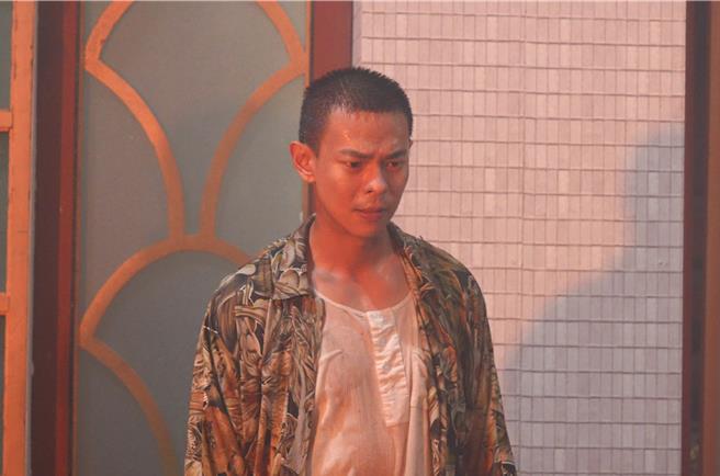 台灣新聞通訊社-孫綻衝火場救母崩潰來不及 痛哭胃抽筋「肝腸寸斷感覺」