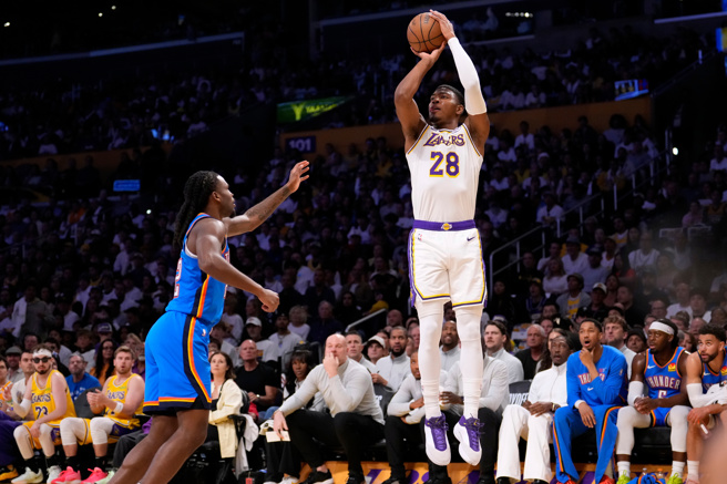 台灣新聞通訊社-NBA》八村壘三分季後賽史上最準！最後一擊「坐板凳」調度惹議