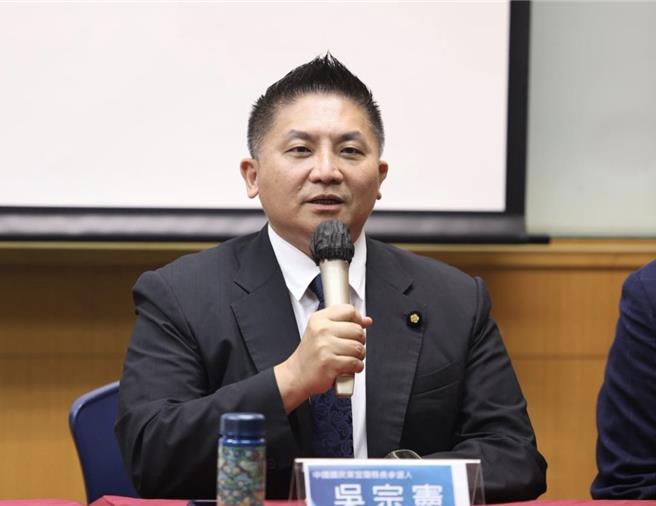 台灣新聞通訊社-宜蘭「65歲免健保費」掀財政戰 吳宗憲:新版財劃法做得到